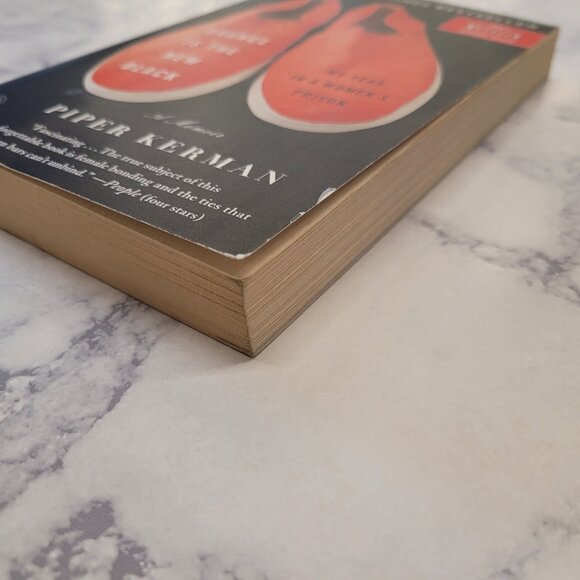 Orange Is the New Black: My Year in a Women's Prison * Piper Kerman * Nonfiction - Picture 5 of 8